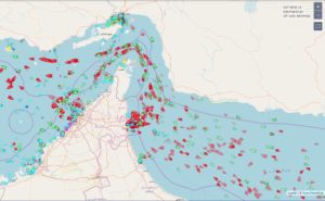 Tensiones en el Estrecho de Ormuz: Desafíos para el transporte marítimo global de petróleo