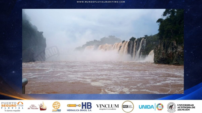 El caudal del río Iguazú se cuadruplicó en menos de ocho horas y las Cataratas alcanzaron los 8.000 metros cúbicos por segundo