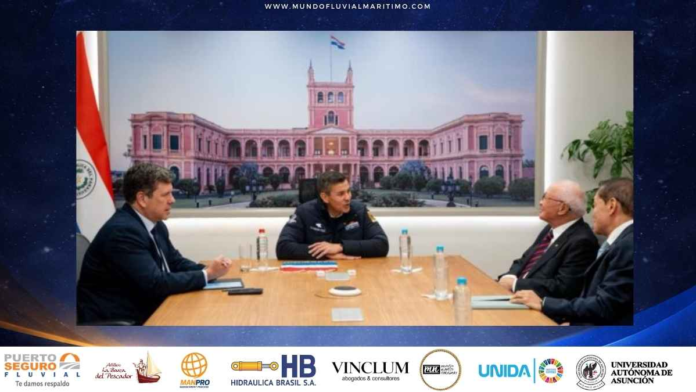 Peña analiza con empresarios y armadores el fortalecimiento de la Hidrovía Paraguay-Paraná el sector privado llevó sus propuestas al más alto nivel