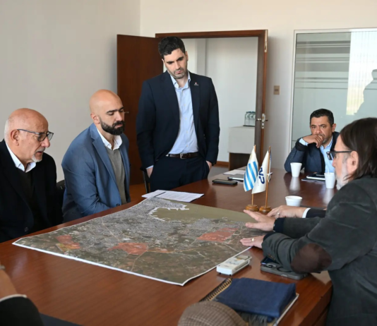 Paraguay analiza una nueva alternativa logística en Uruguay Paraguay analiza una nueva alternativa logística en Uruguay
